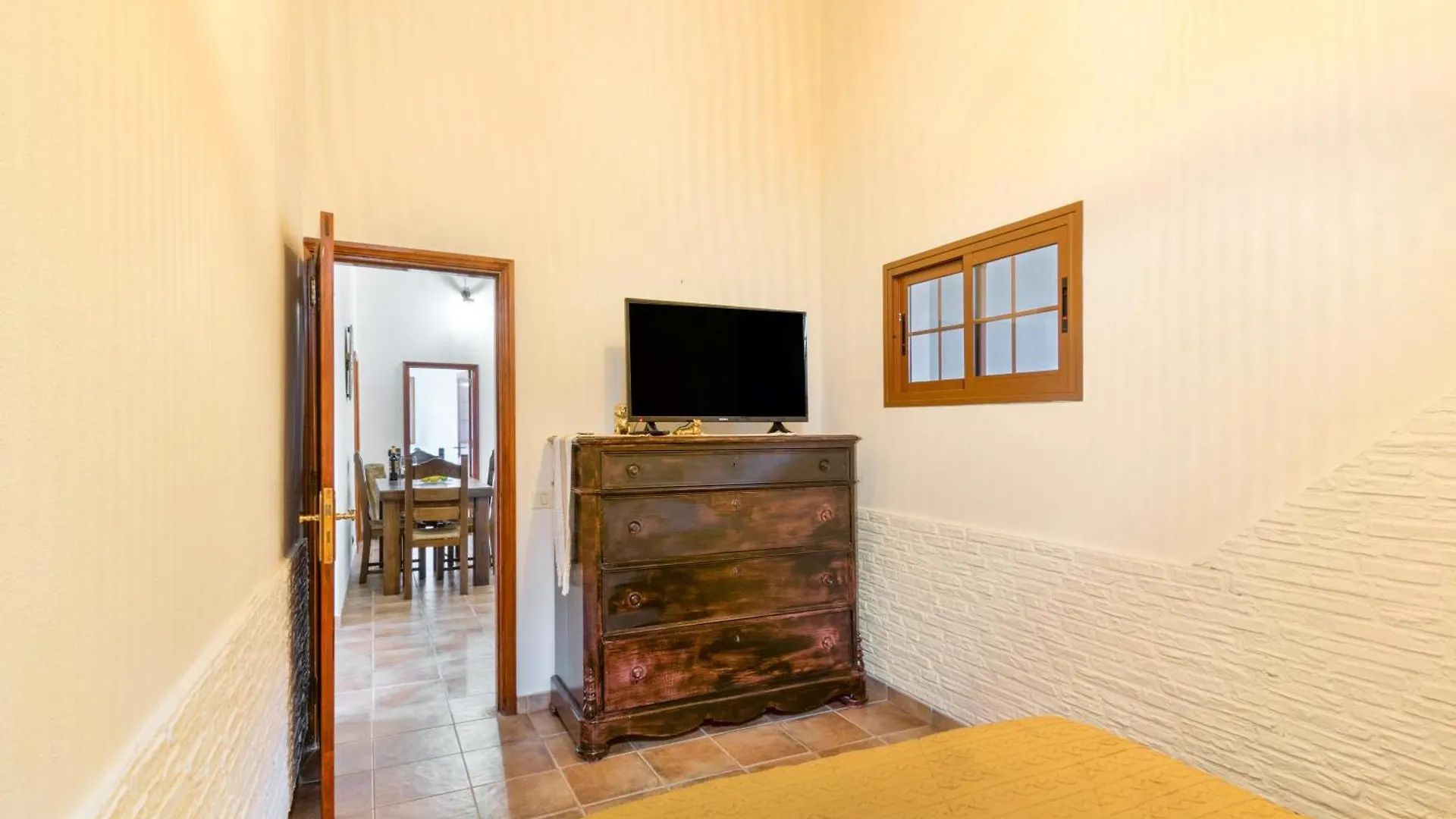 Retiro Canario Santa Brigida  Holiday home